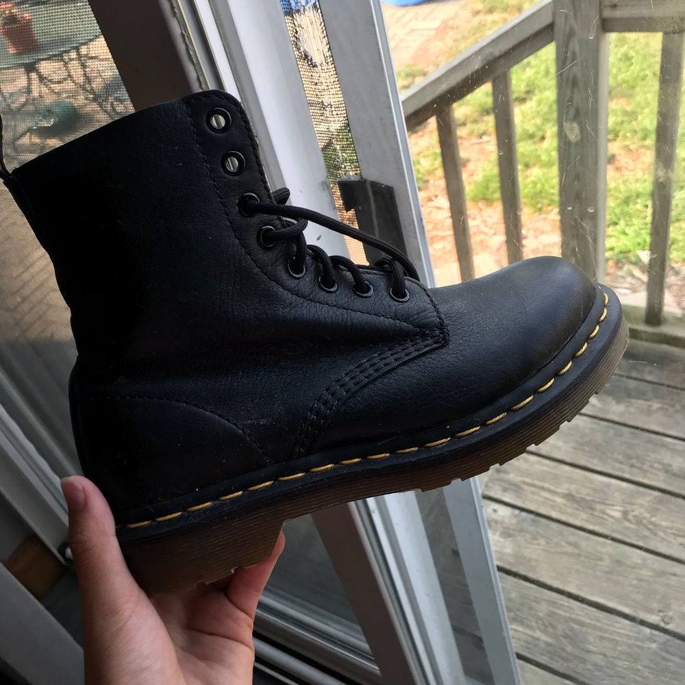 Dr. Marten Women’s Black Boots